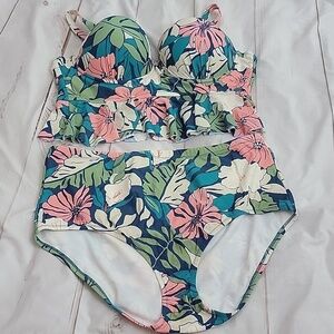 Raisins Peplum Tankini Two Piece Tropical Floral Ruffle Underwire Coral Bustier